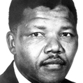 Nelson Mandela, leader du mouvement ANC en Afrique du Sud. Avant 1960.<br />
Photo : Sven Simon. © crédits photos Ullstein Bild / Roger-Viollet